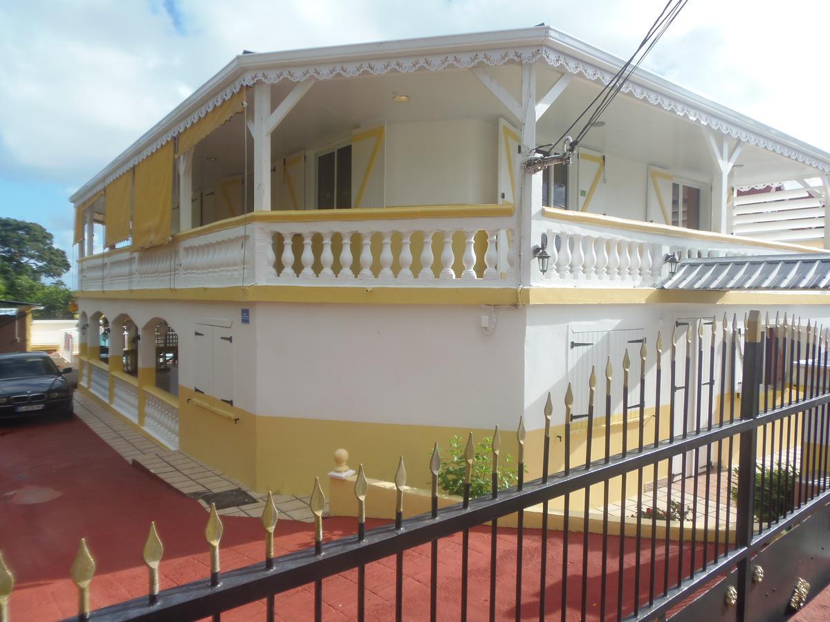 Villa Mancina Capesterre-Belle-Eau Exteriör bild